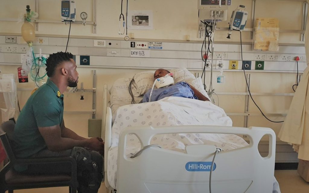 Kolisi surprises injured player