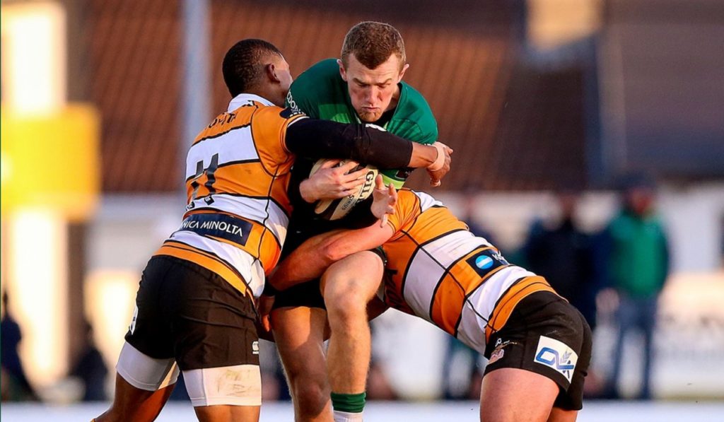 Tom Farrell takes on the Cheetahs defence