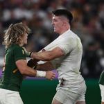 Faf de Klerk and Tom Curry square off /Getty Images