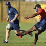 CAPE TOWN, SOUTH AFRICA - JULY 31: Warrick Galant and Gareth Wright (Kicking Coach) during the DHL Stormers training session at High Performance Centre on July 31, 2020 in Cape Town, South Africa. (Photo by Ashley Vlotman/Gallo Images)