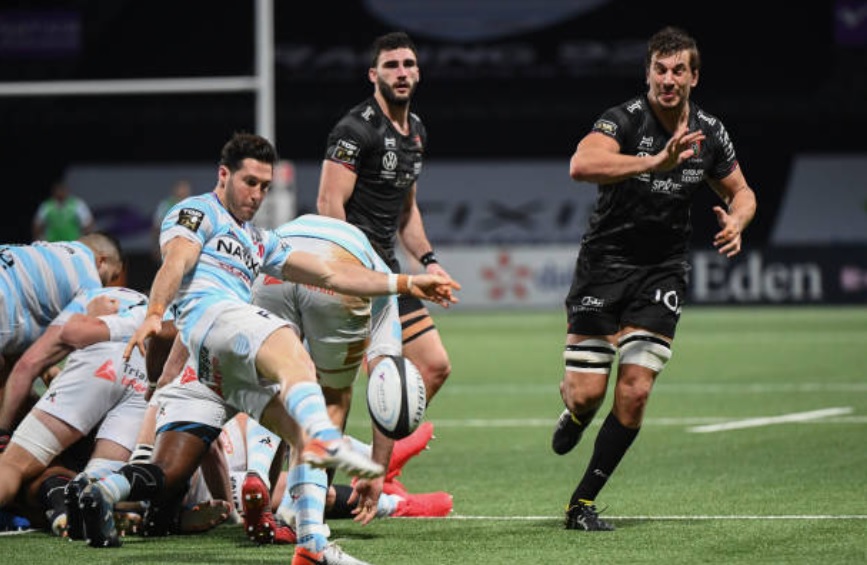 Toulon lock Eben Etzebeth